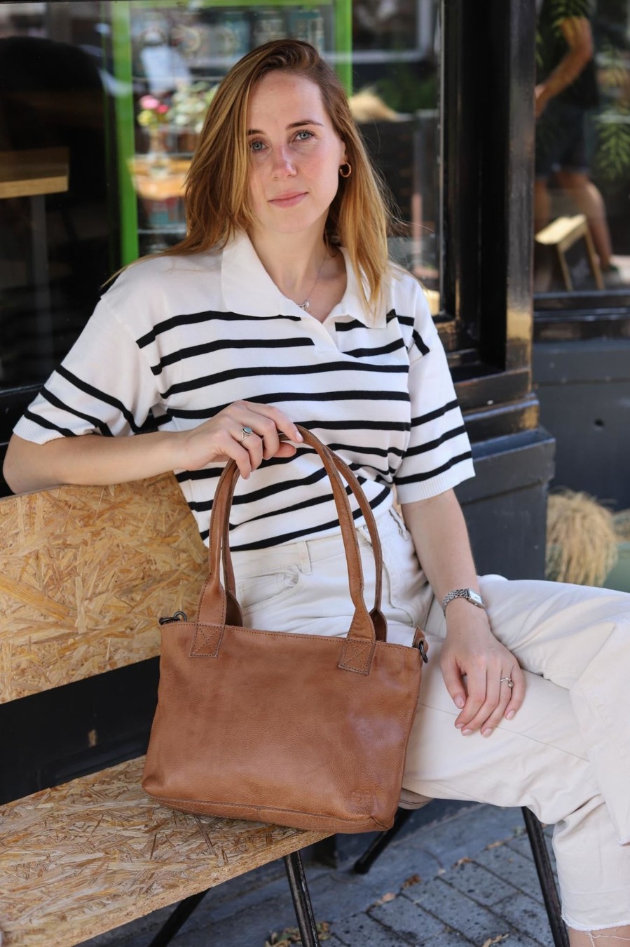Bear Design Middelmaat Handtassen | Hand-/Schoudertas 'Katya' Cognac