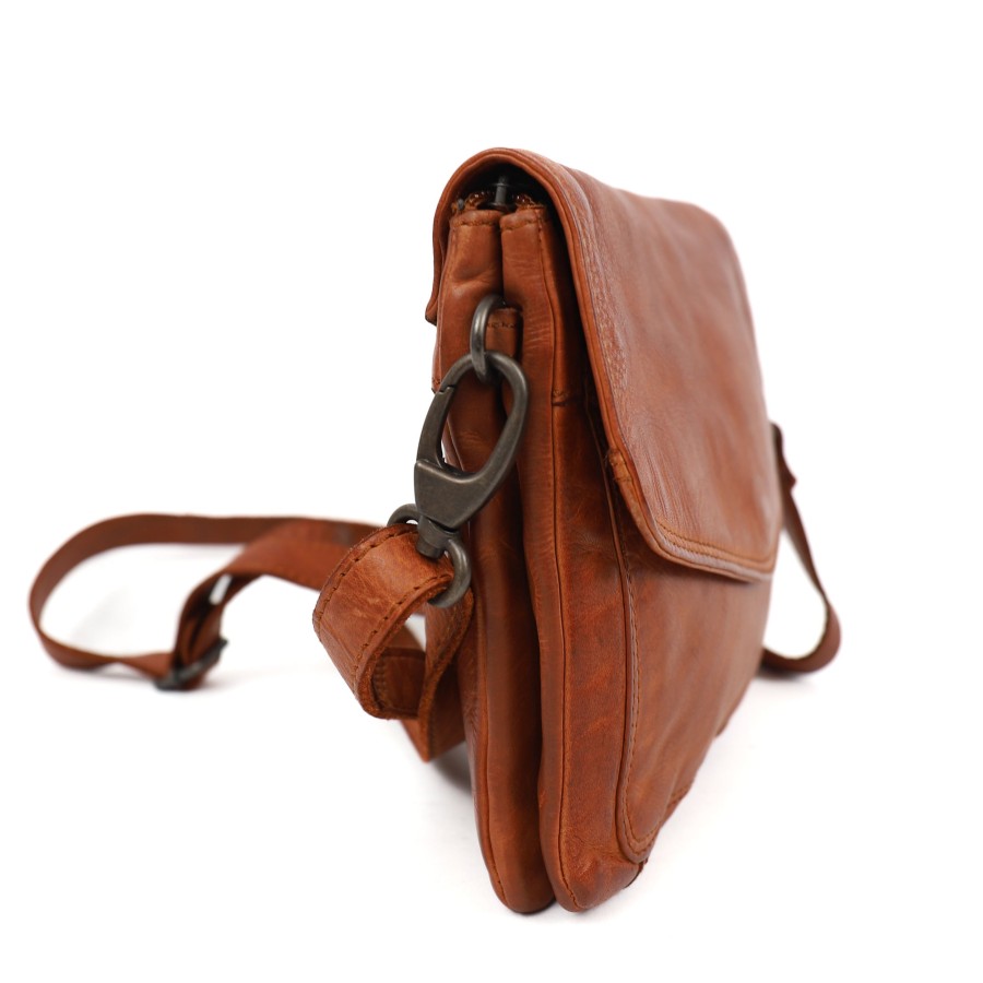 Bear Design Kleine Schoudertassen | Enveloptas 'Femke' Cognac