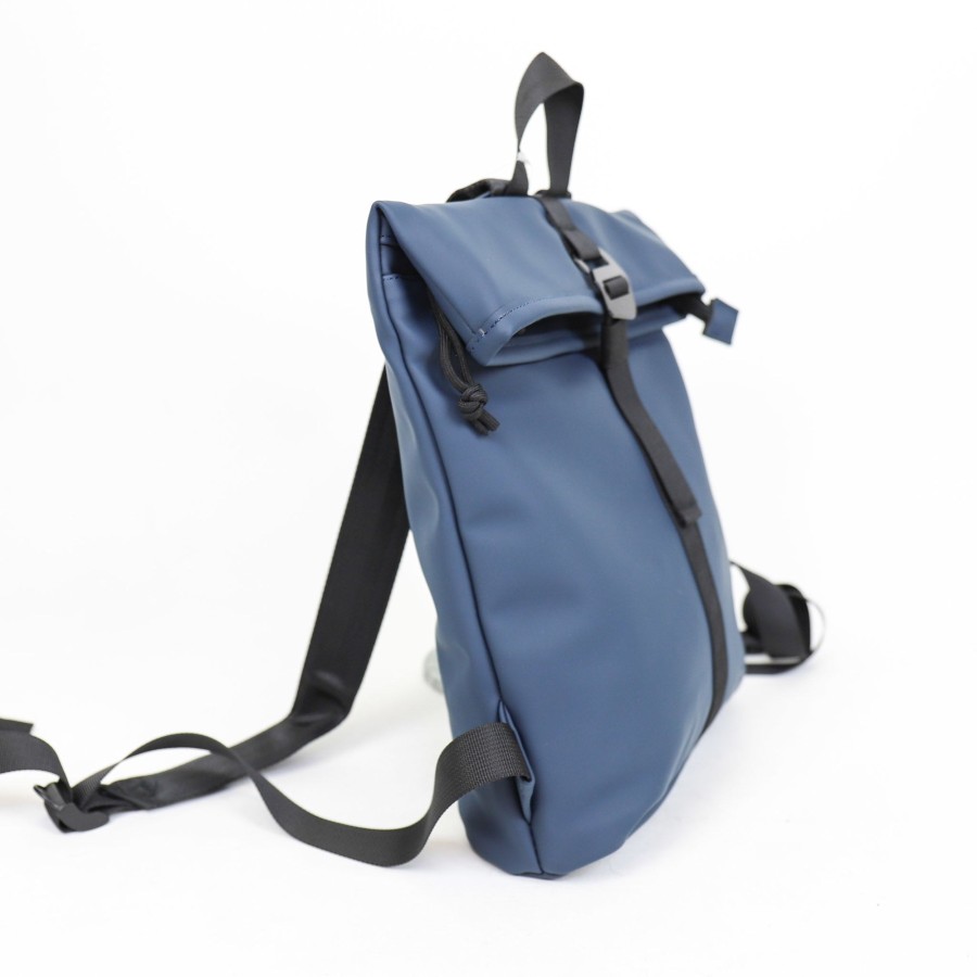 New Rebels Kleine Rugzakken | Waterdicht Rugzakje 'Mart' Mini 9L Donkerblauw