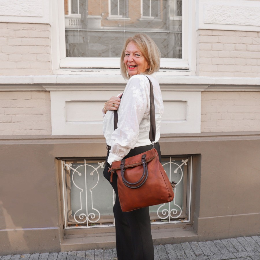 Bear Design Middelmaat Rugzakken | Schoudertas/Rugzak 'Evi' Cognac/Bruin