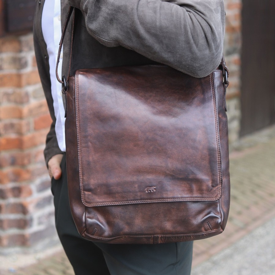 Bear Design Grote Schoudertassen | Schoudertas 'Dustin' Bruin Donkerbruin